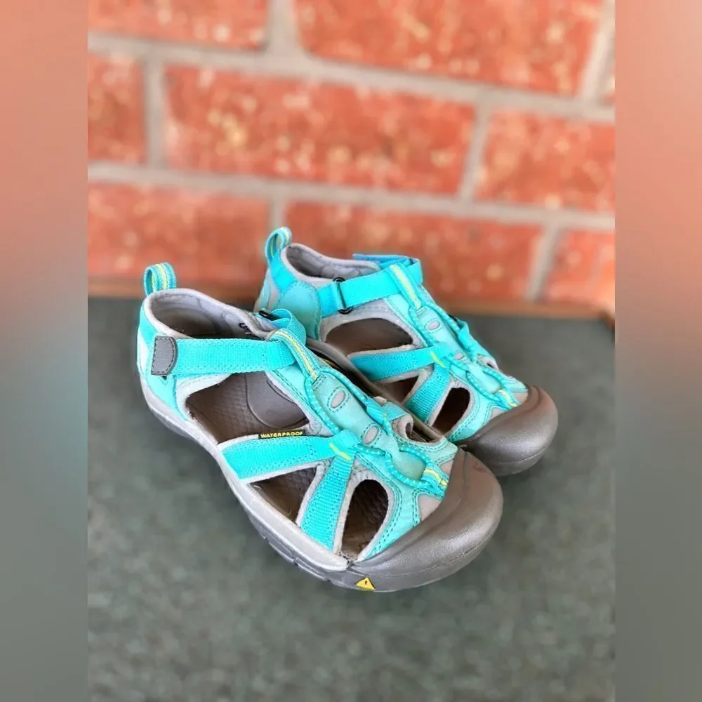 Keen Venice H2 Newport Hook & Loop Waterproof Fisherman Sandal Size 4